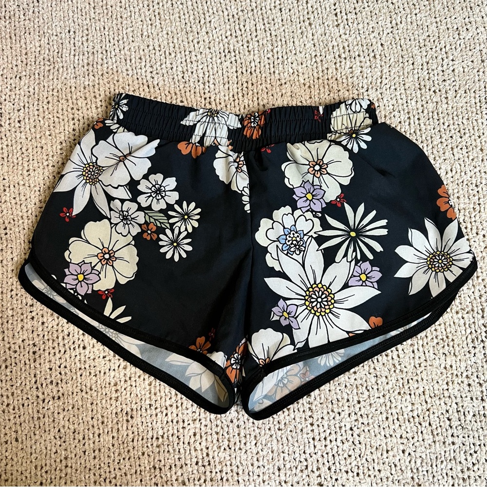 DSG • Floral Black Athletic Shorts • Kids XS
